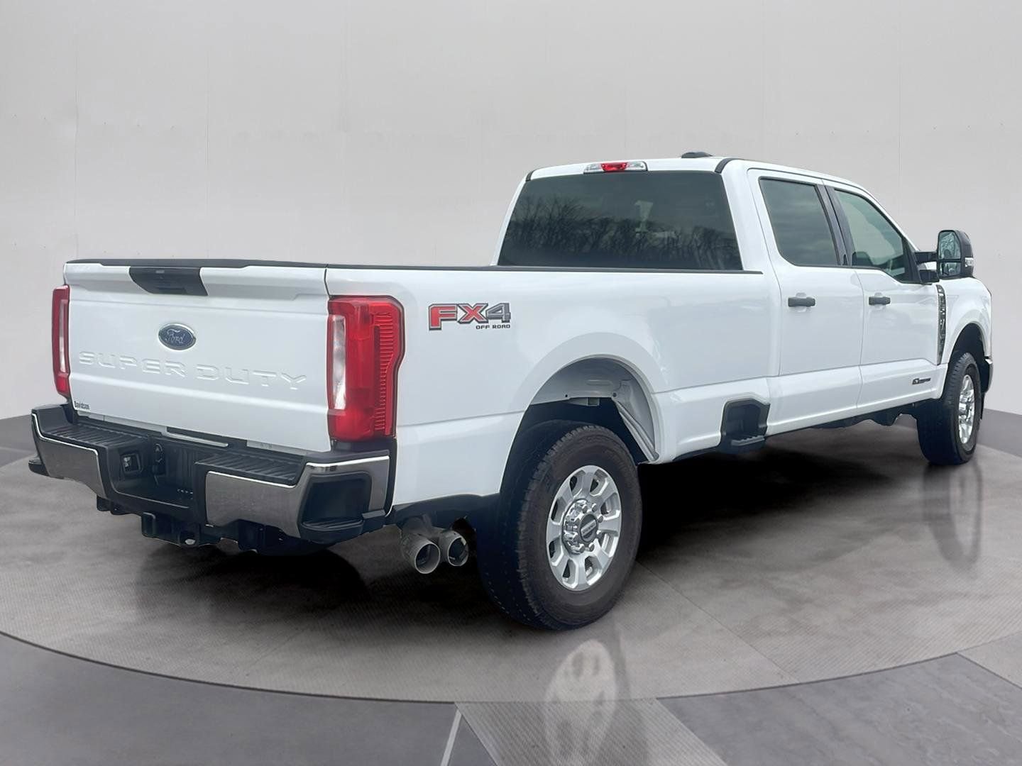 Certified 2024 Ford F250 XLT AWD/4WD image 6