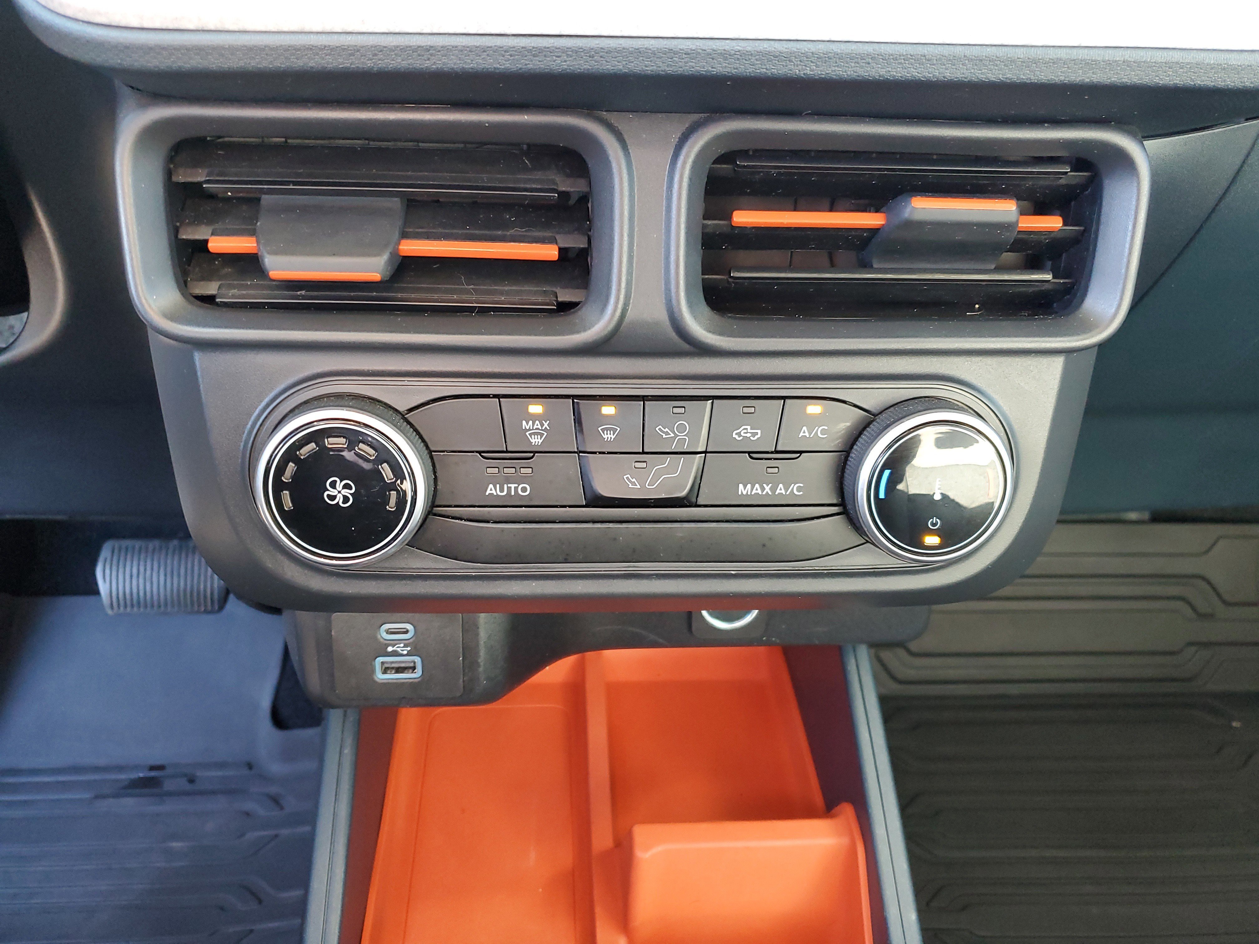 Certified 2024 Ford Maverick XLT w/ Equipment Group 300A Standard AWD/4WD image 29