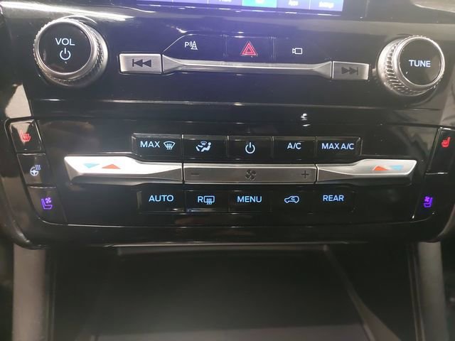 Certified 2021 Ford Explorer Platinum w/ Equipment Group 601A image 25