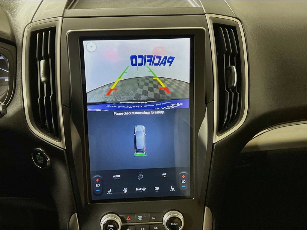 Certified 2022 Ford Edge SEL w/ Convenience Package AWD/4WD image 16