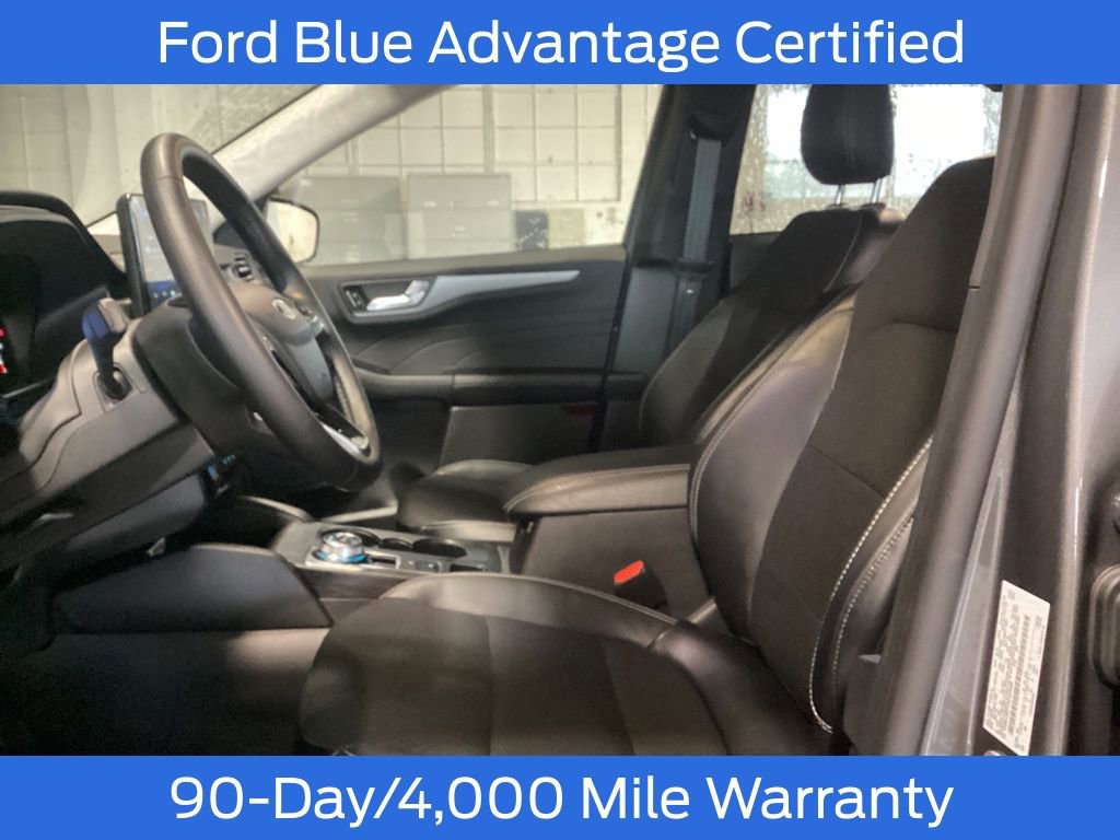 Certified 2025 Ford Escape SE w/ Class II Trailer Tow Package image 12