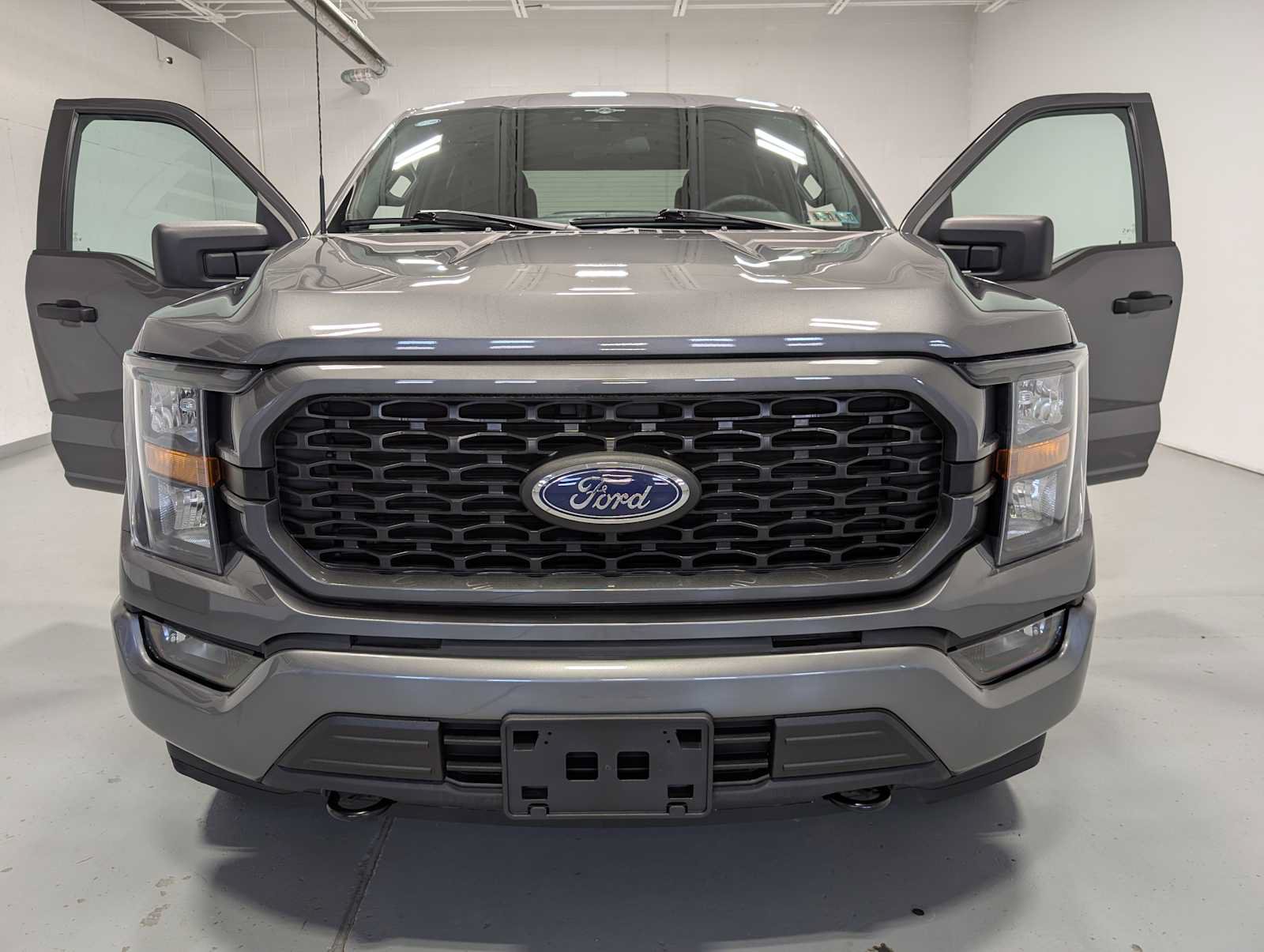 Certified 2023 Ford F150 XL w/ STX Appearance Package AWD/4WD image 15