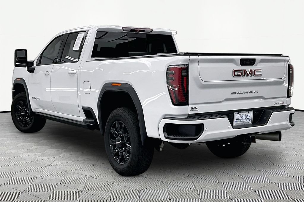 Used 2024 GMC Sierra 2500 AT4 w/ AT4 Premium Plus Package AWD/4WD image 13