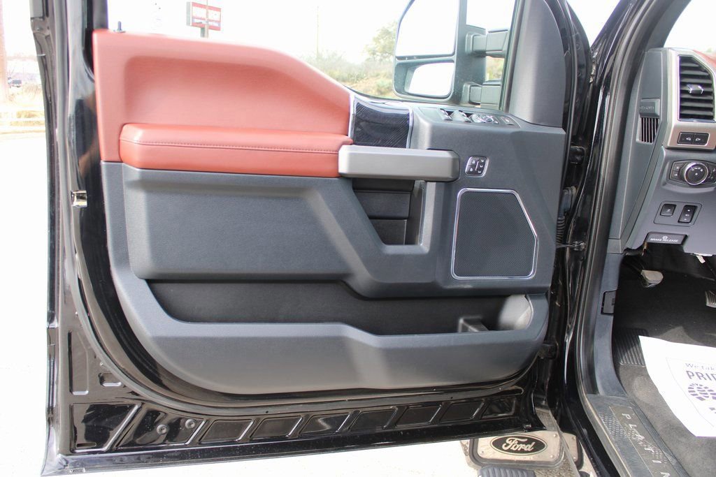 Certified 2022 Ford F450 Platinum w/ FX4 Off-Road Package image 20