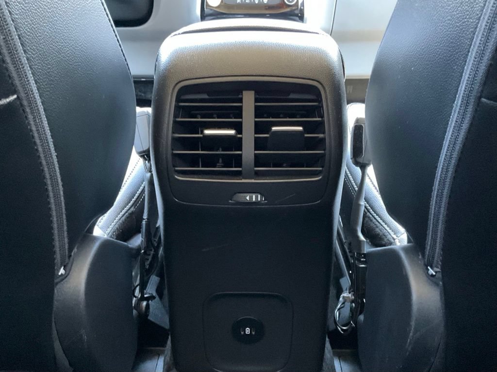 Certified 2024 Ford Escape SE w/ PHEV Premium Package FWD image 24