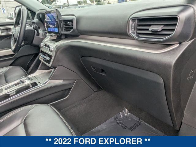 Certified 2022 Ford Explorer XLT w/ Equipment Group 202A image 23