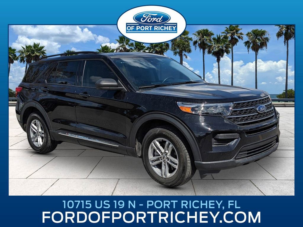 Certified 2024 Ford Explorer XLT image 1