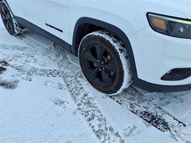 Used 2019 Jeep Cherokee Latitude w/ Cold Weather Group image 4