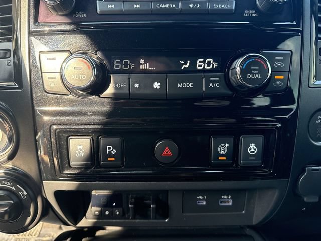 Used 2021 Nissan Titan PRO-4X w/ Pro-4x Convenience Package AWD/4WD image 17