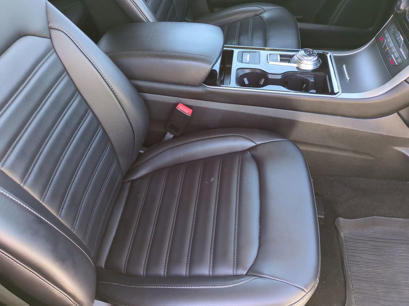 Certified 2019 Ford Edge SEL w/ Equipment Group 201A image 27