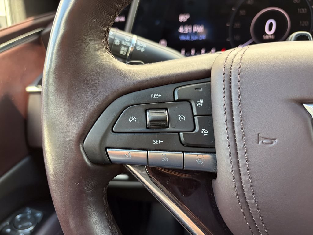 Used 2022 Cadillac Escalade Sport Platinum AWD/4WD image 60