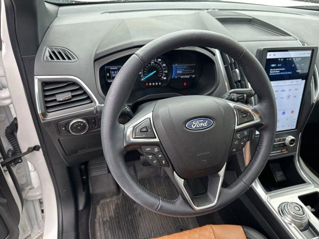 Certified 2023 Ford Edge Titanium w/ Equipment Group 301A AWD/4WD image 16
