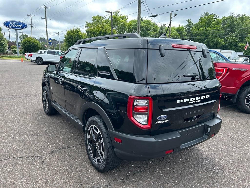 Certified 2022 Ford Bronco Sport Outer Banks w/ Tech Package AWD/4WD image 12
