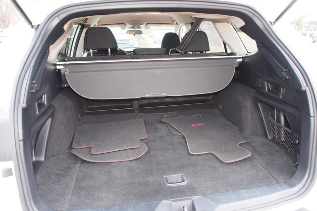 Used 2020 Subaru Outback Premium image 14