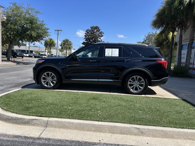 Certified 2022 Ford Explorer Limited w/ Equipment Group 301A RWD image 11