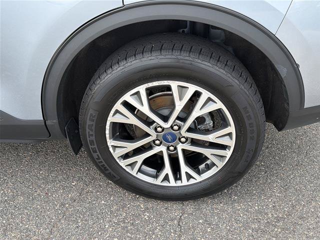 Certified 2022 Ford Escape SEL AWD/4WD image 32