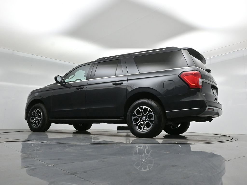 Certified 2024 Ford Expedition Max XLT image 19