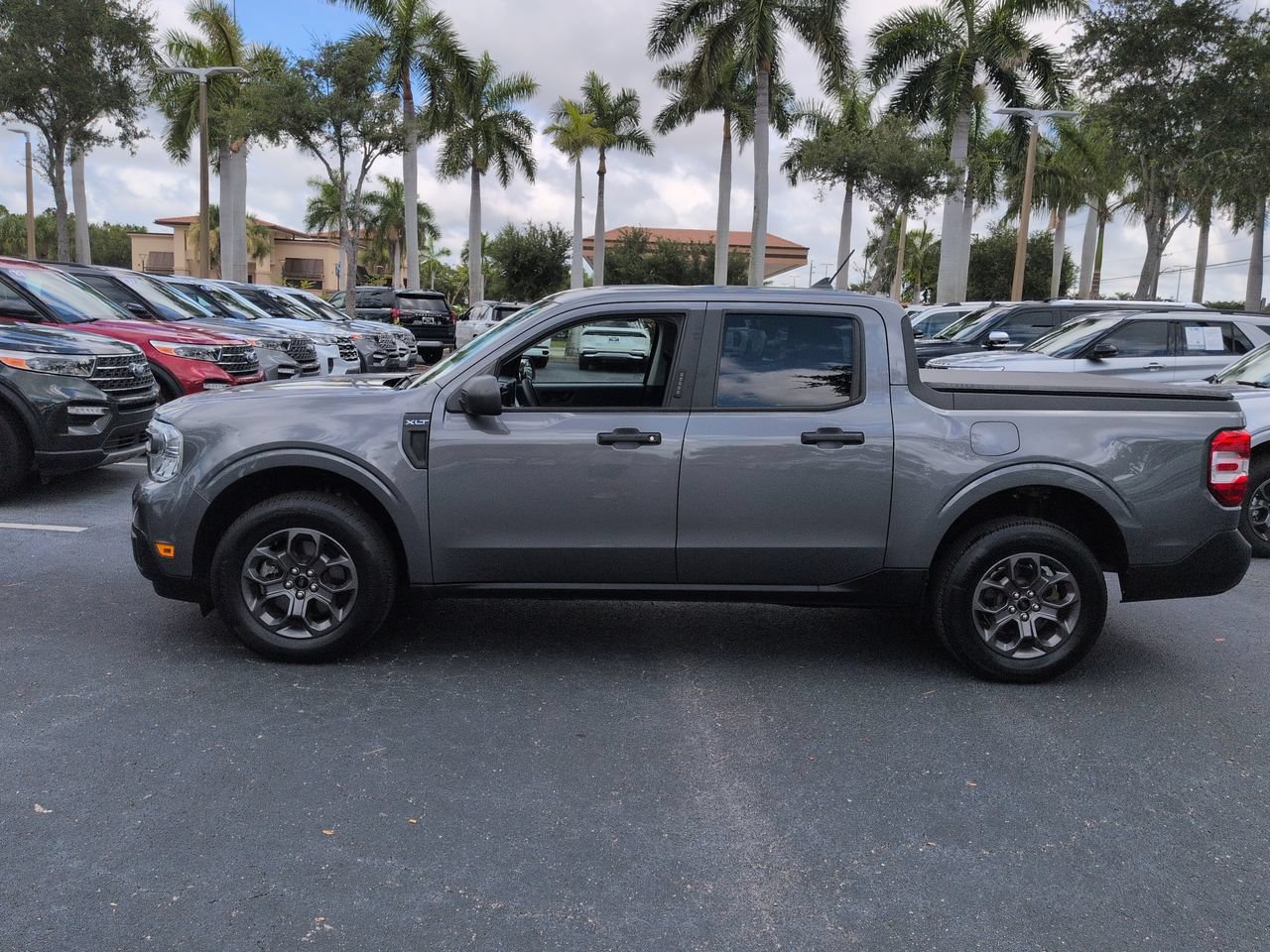 Certified 2023 Ford Maverick XLT FWD image 7