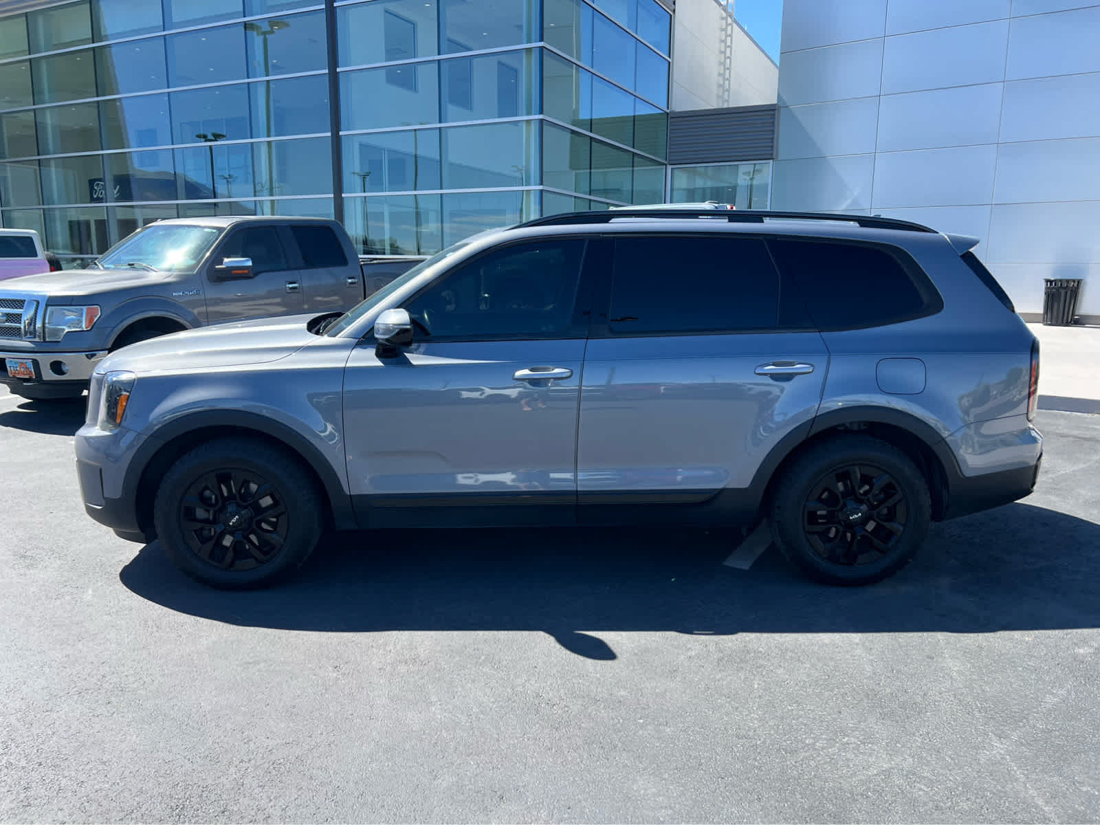 Used 2024 Kia Telluride SX Prestige X-Pro AWD/4WD image 12