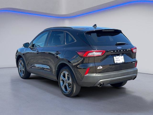 Certified 2025 Ford Escape ST-Line AWD/4WD image 3