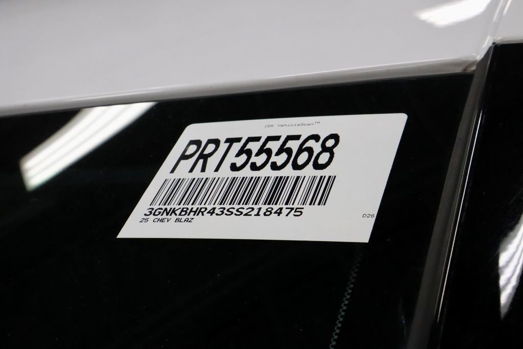 Used 2025 Chevrolet Blazer LT AWD/4WD image 33