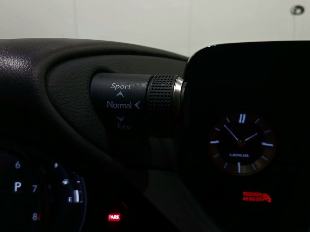 Used 2022 Lexus ES 350 F Sport w/ Accessory Package 2 image 31