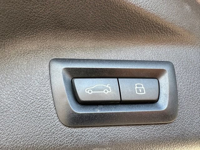 Used 2024 BMW X7 xDrive40i AWD/4WD image 14