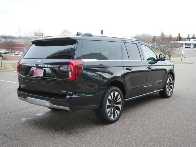 Certified 2025 Ford Expedition Max Platinum w/ Driver's Package AWD/4WD image 5