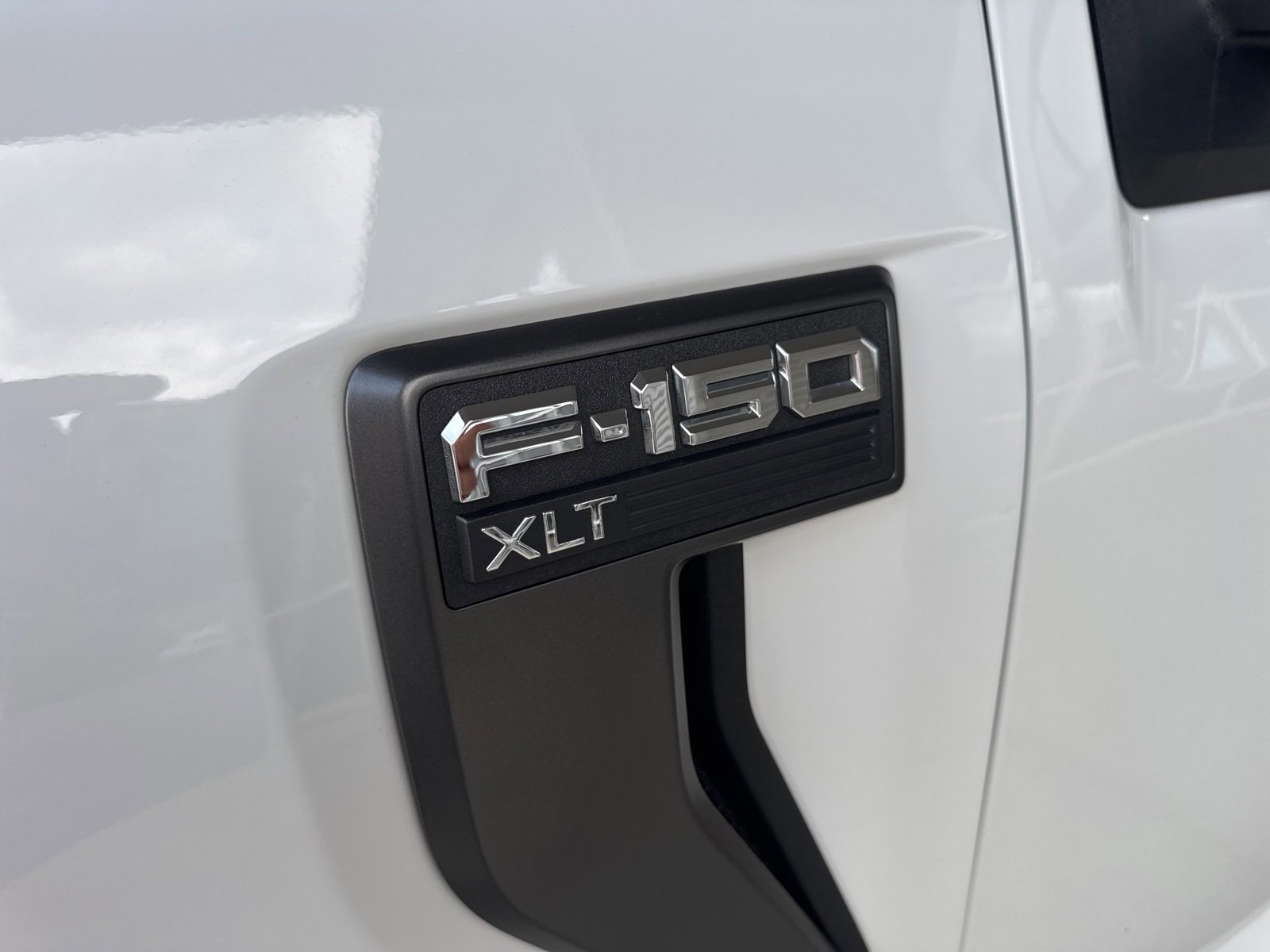 Certified 2023 Ford F150 XLT w/ Equipment Group 302A High image 15