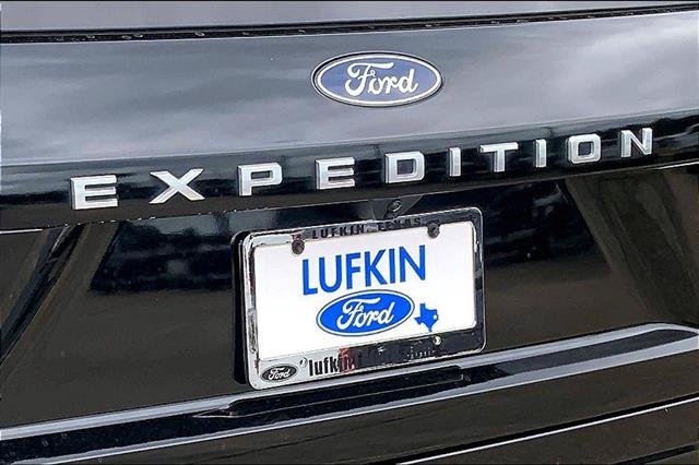Certified 2025 Ford Expedition Active AWD/4WD image 30