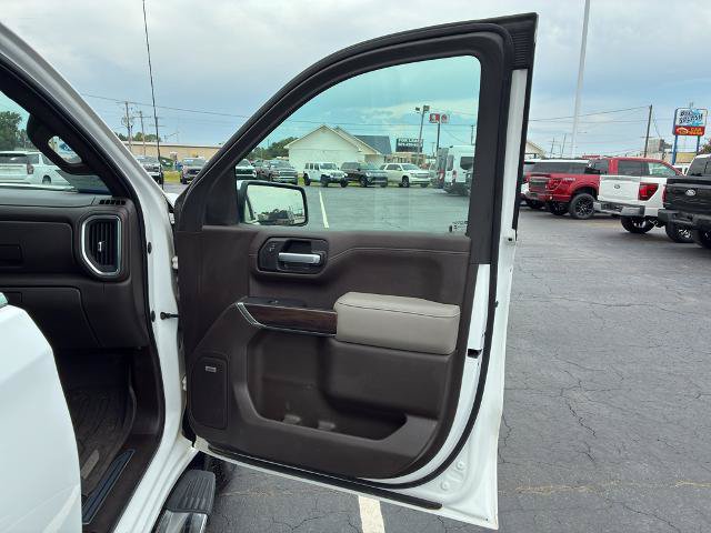 Used 2021 GMC Sierra 1500 SLT AWD/4WD image 16