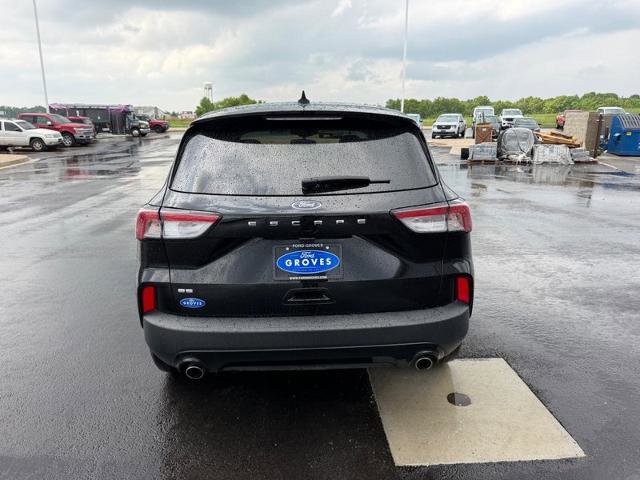 Certified 2022 Ford Escape SE w/ SE Sport Appearance Package FWD image 6