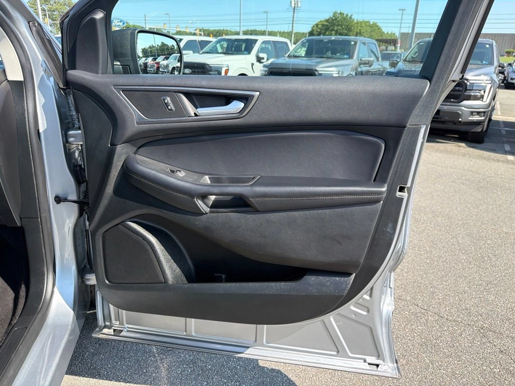 Certified 2023 Ford Edge SE w/ Cargo Accessory Package AWD/4WD image 24