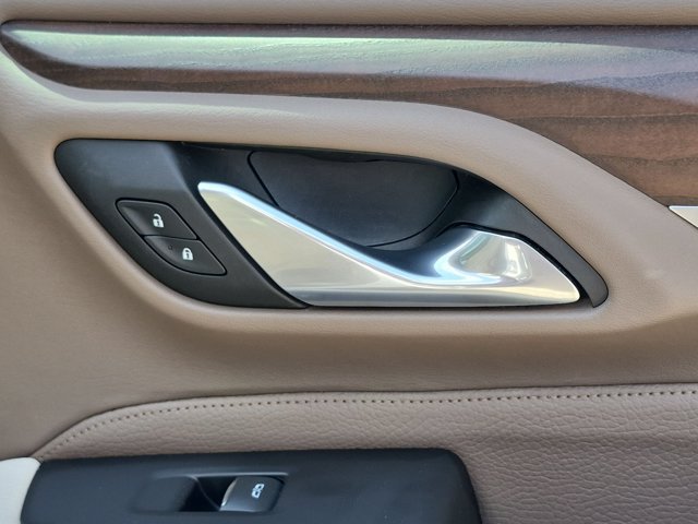Used 2022 GMC Yukon Denali RWD image 39
