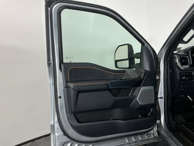 Certified 2024 Ford F350 Platinum w/ Tremor Off-Road Package AWD/4WD image 17