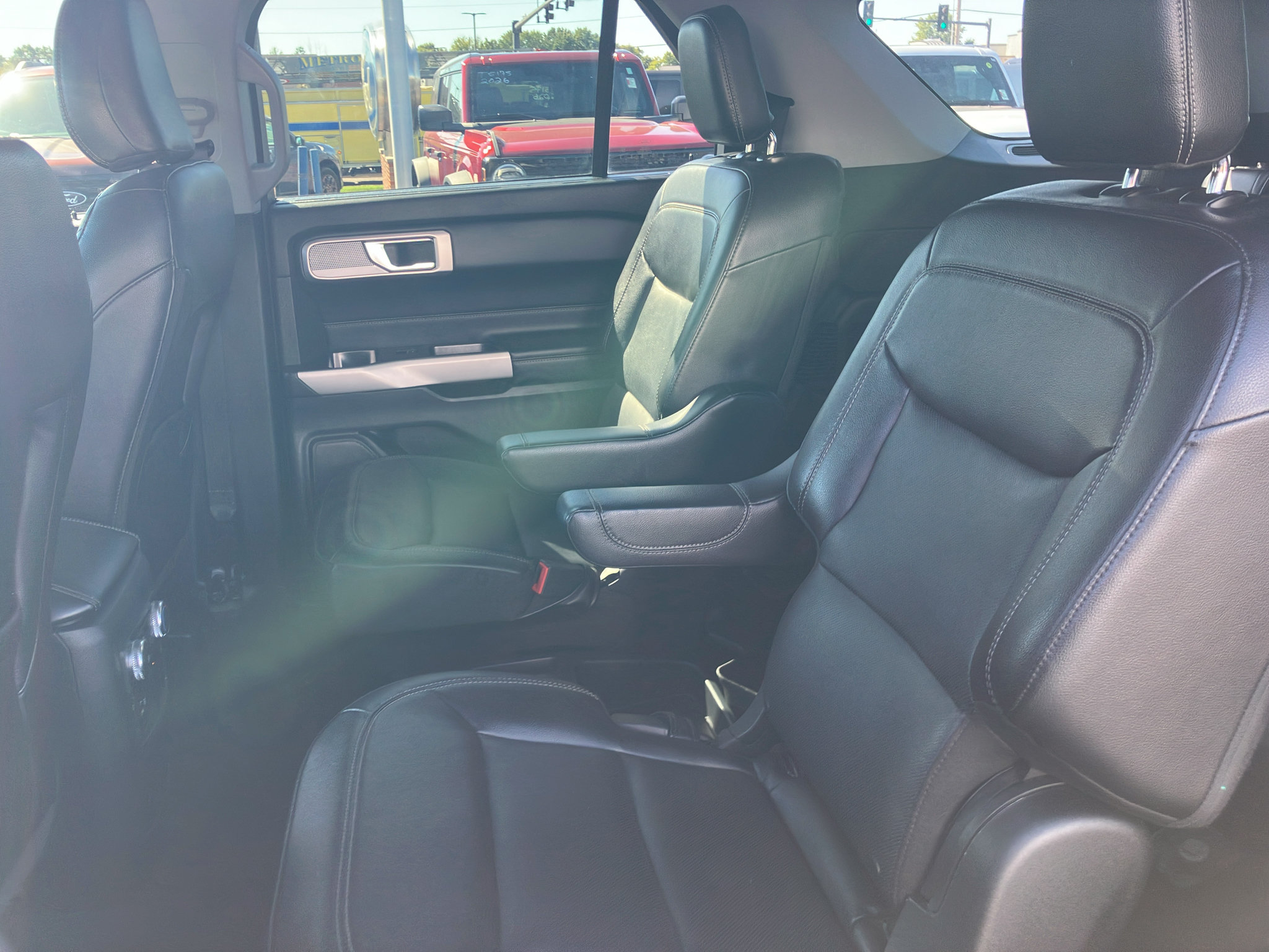 Certified 2021 Ford Explorer Limited w/ Equipment Group 301A RWD image 28