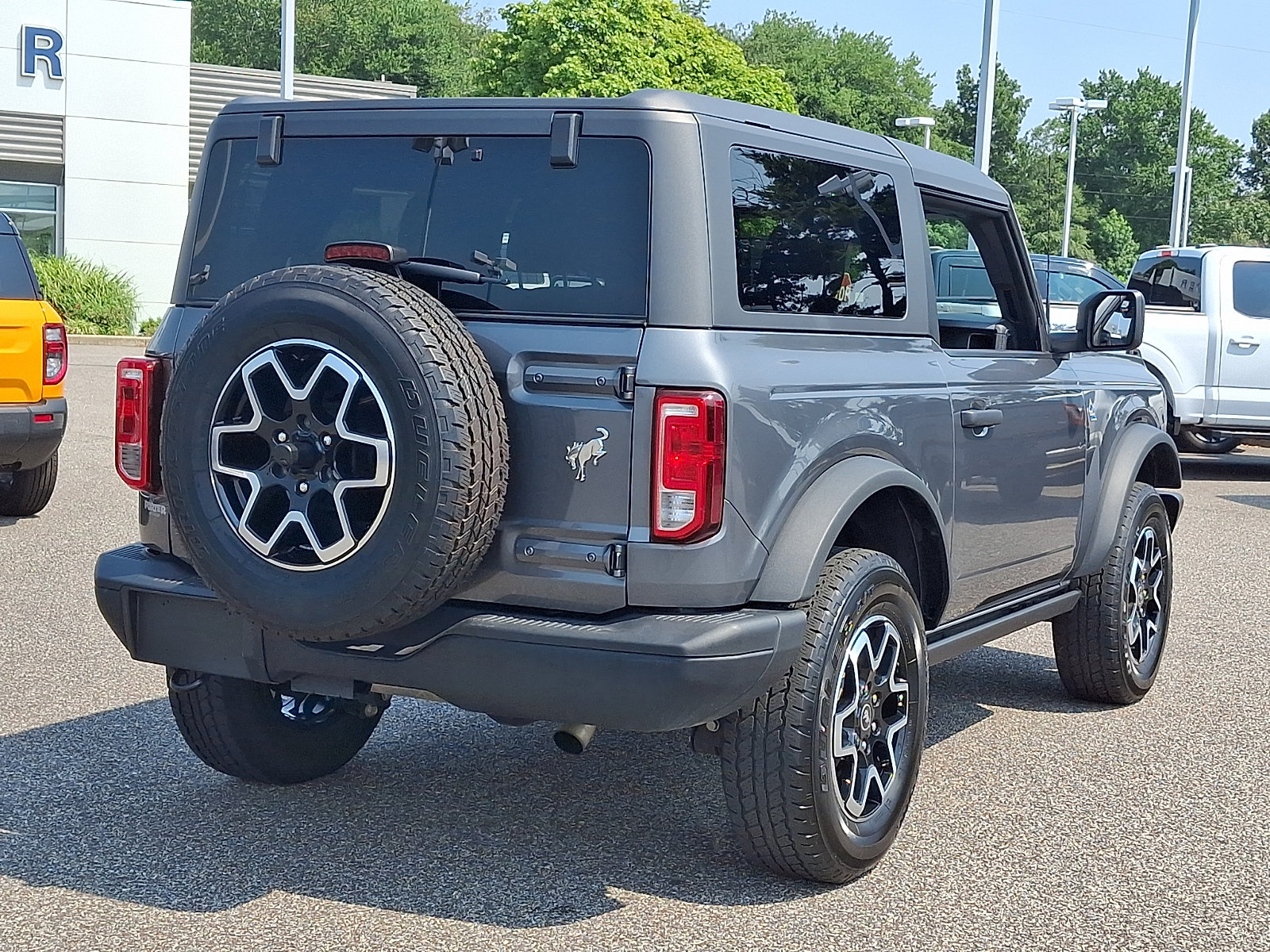 Certified 2024 Ford Bronco Black Diamond AWD/4WD image 10
