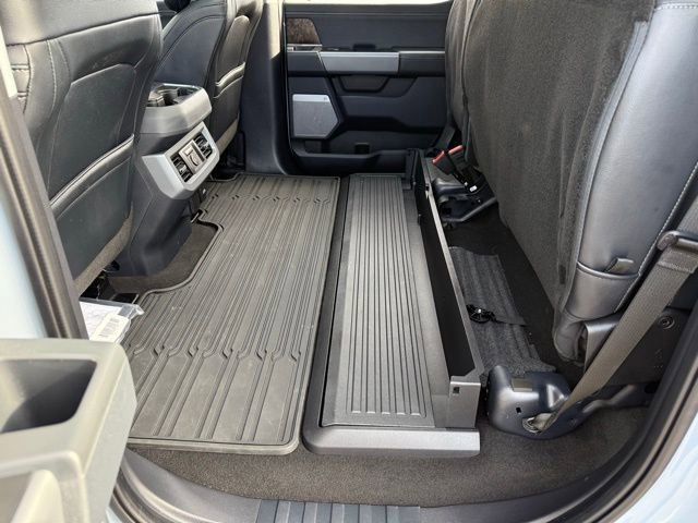 Certified 2024 Ford F350 Lariat w/ Lariat Ultimate Package image 18