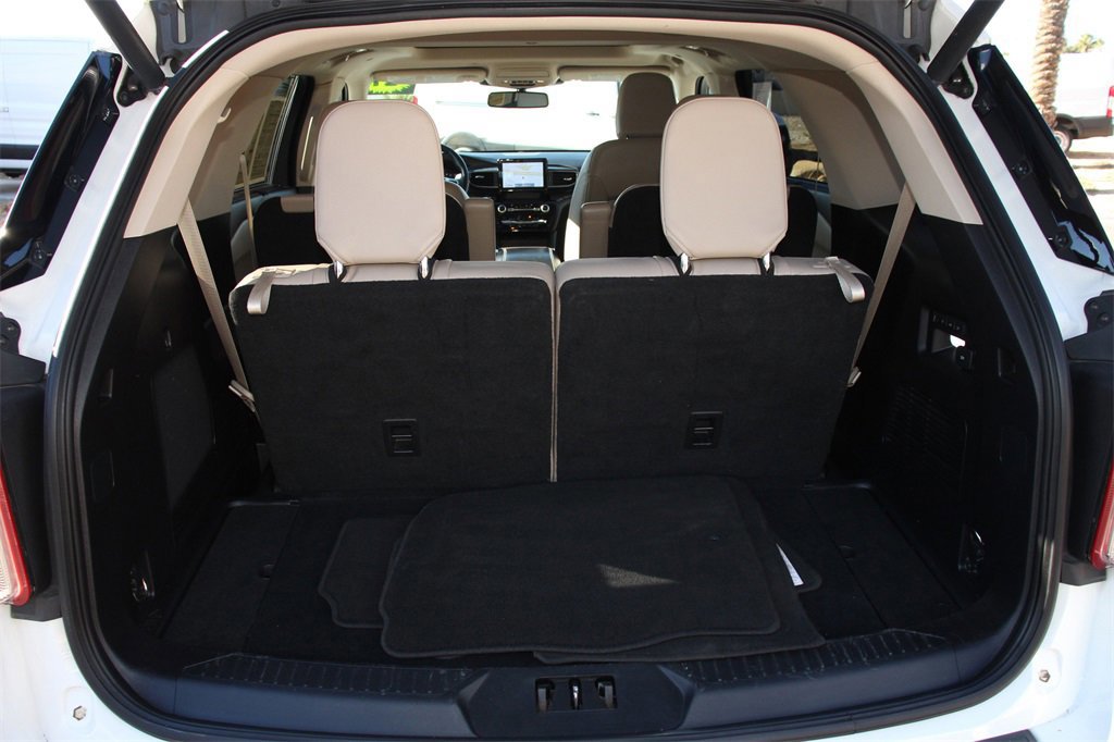 Certified 2021 Ford Explorer Limited w/ Hybrid Equipment Group 310A image 25