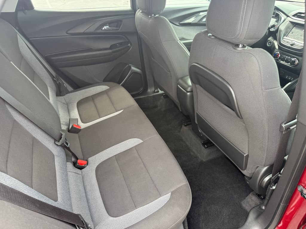 Used 2023 Chevrolet TrailBlazer LT FWD image 18