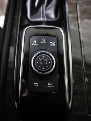 Used 2022 Nissan Armada Platinum AWD/4WD image 26