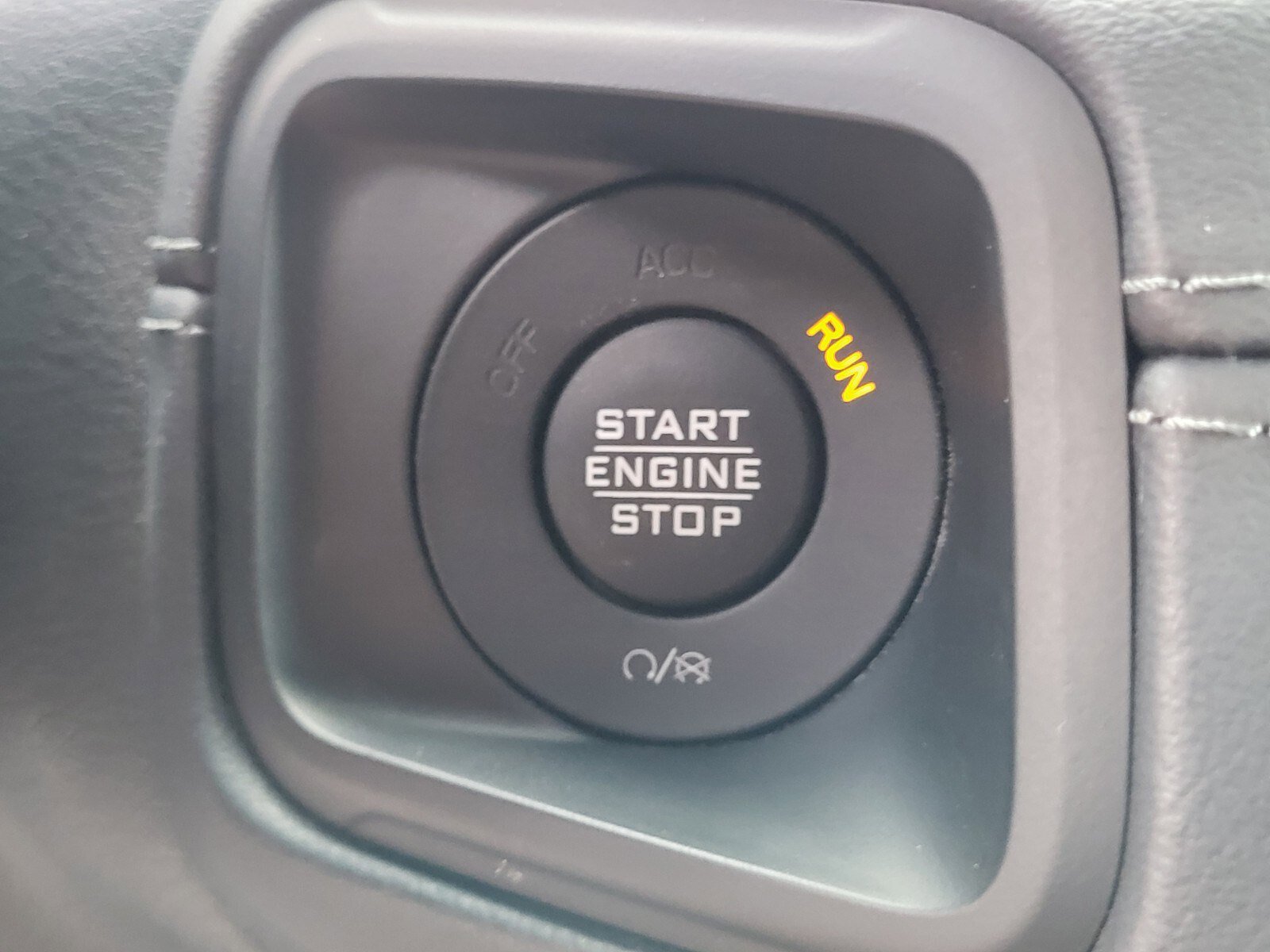 Used 2025 Jeep Wrangler Unlimited Rubicon image 25