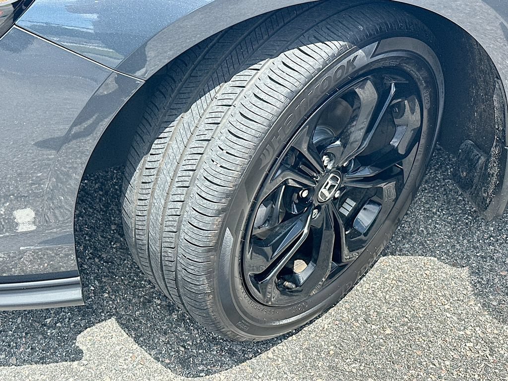 Used 2025 Honda Accord SE image 25