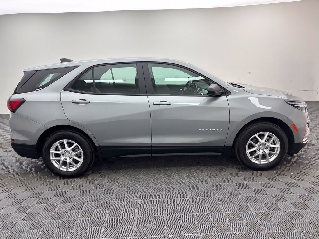 Used 2024 Chevrolet Equinox LS FWD image 6