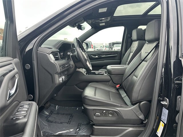 Used 2024 GMC Yukon XL Denali w/ Advanced Technology Package image 20