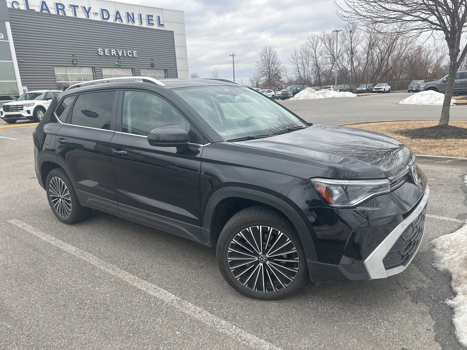 Used 2025 Volkswagen Taos SE