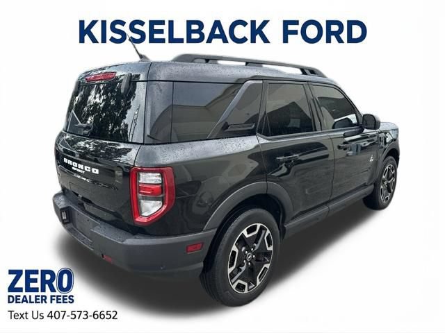 Certified 2023 Ford Bronco Sport Outer Banks w/ Tech Package AWD/4WD image 4