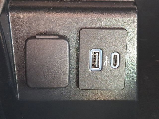 Certified 2023 Ford Explorer Limited w/ Limited Technology Package image 26