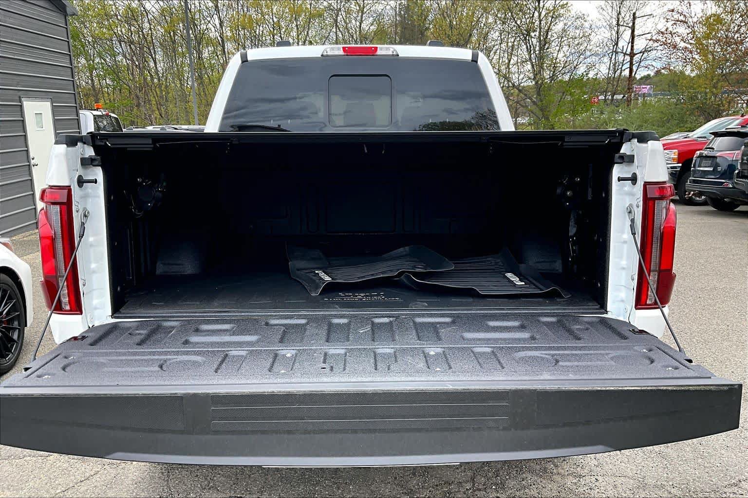 Certified 2025 Ford F150 Lariat w/ Equipment Group 502A High AWD/4WD image 31