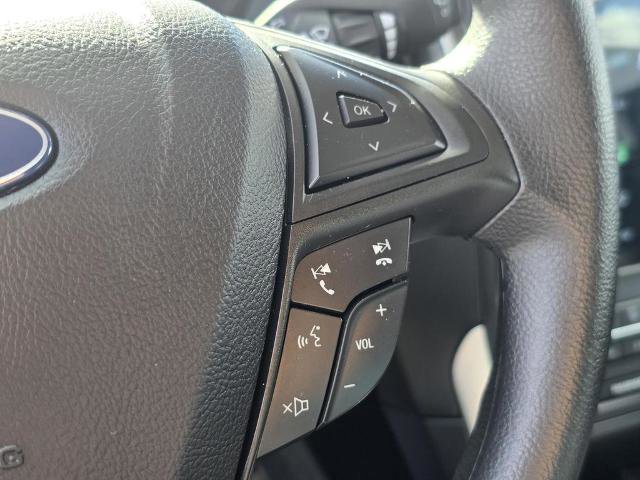 Certified 2024 Ford Edge SE w/ Black Appearance Package image 10